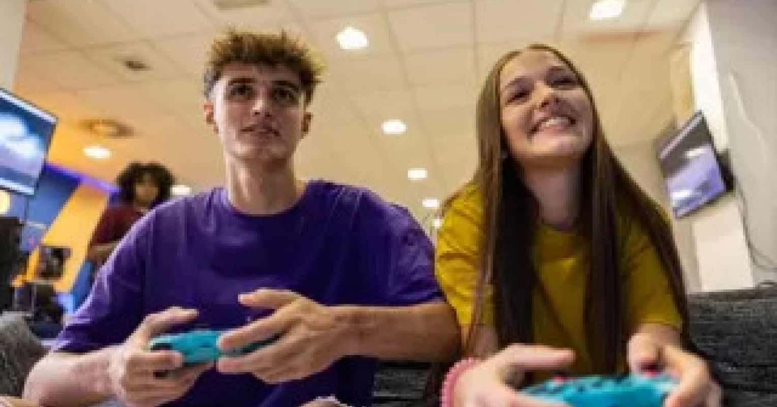 10 استراتيجيات سيتبعها المراهقون للحد من وقت الشاشة