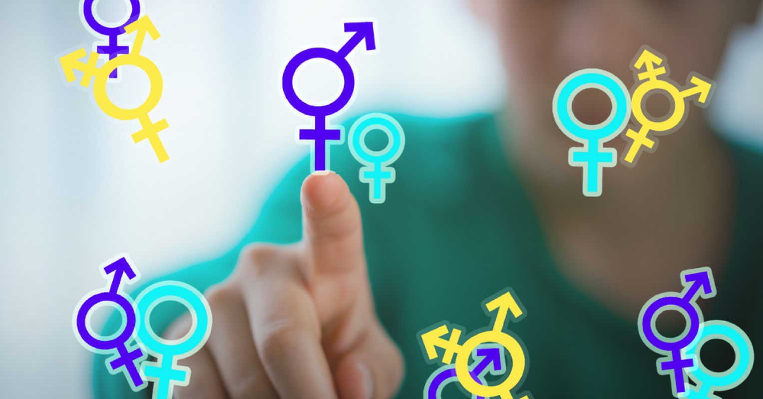 كيف يخطئ اليسار واليمين في فهم الأطفال المتحولين جنسيًا