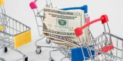 يضرب التضخم مختلفًا للرجال مقابل النساء ، لكن لماذا؟