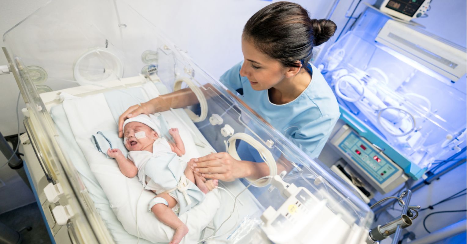 يواجه الآباء بعد وحدة العناية المركزة لحديثي الولادة (NICU) مخاطر أكبر على الصحة العقلية في الفترة المحيطة بالولادة