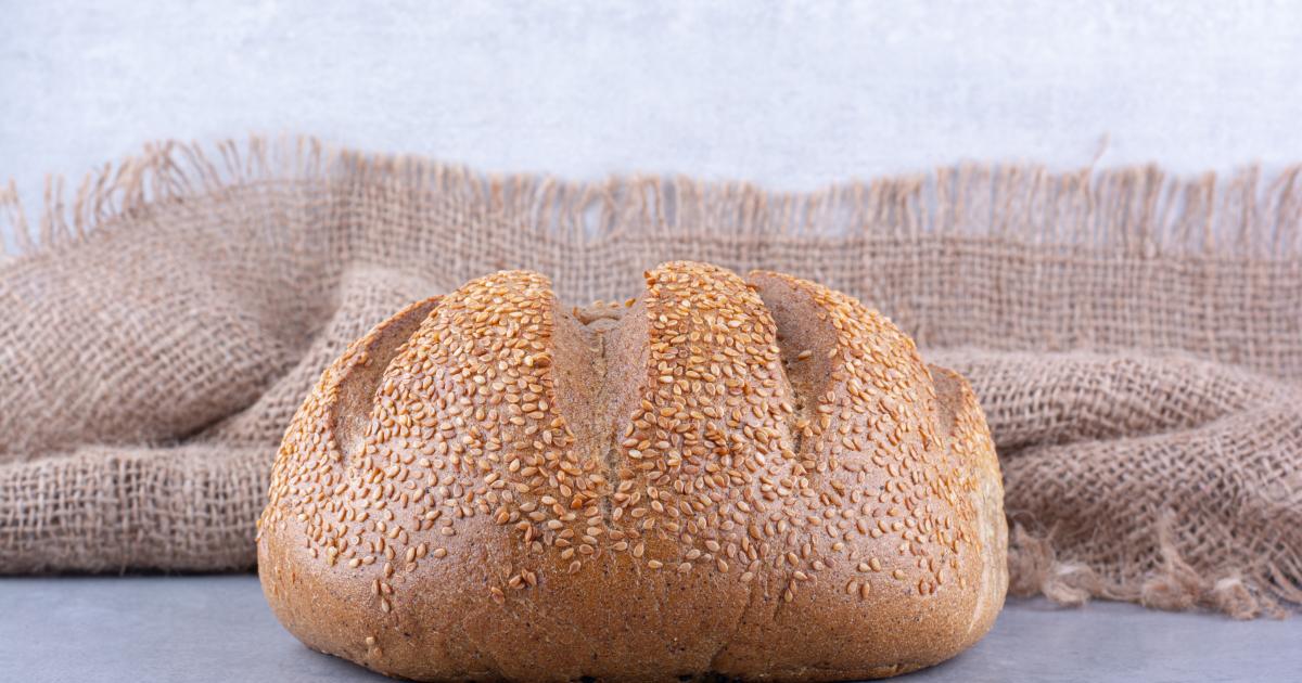 كيف تختار الخبز الصحي لمرضى السكري ؟ قائمة بأنواع الخبز الصحي
