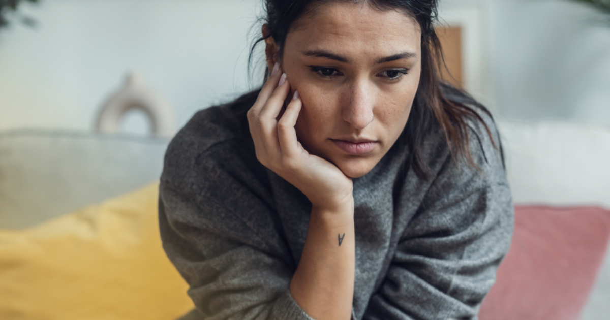 ما سبب استمرار نزول الدم بعد الدخلة لعدة أيام؟