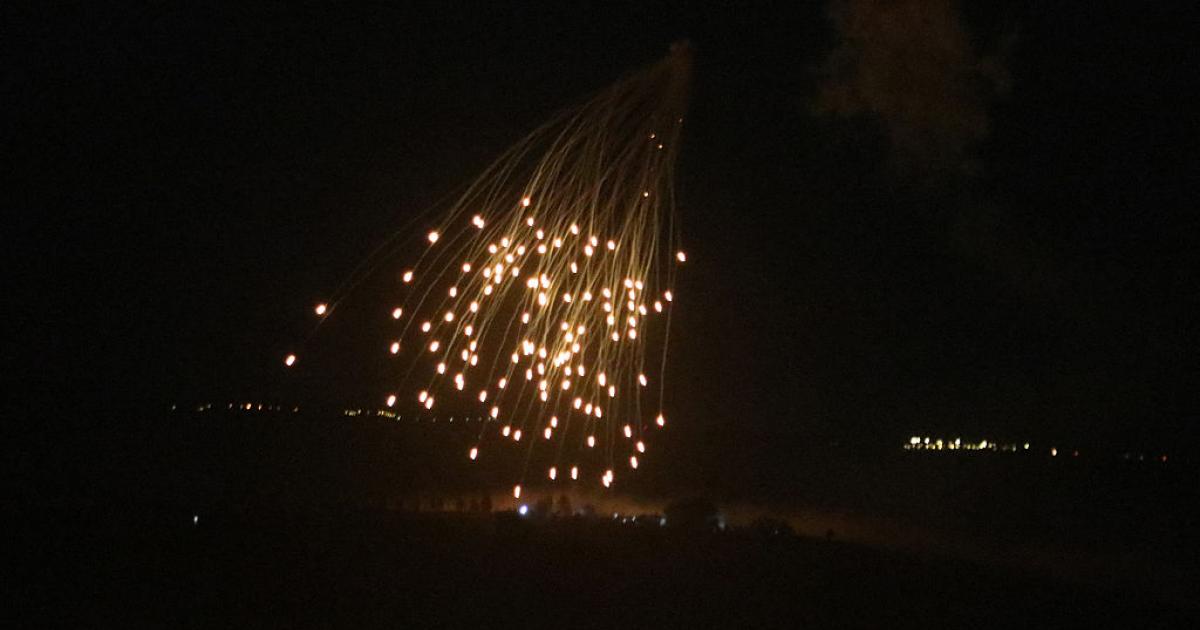 تحذير من مخاطر الفوسفور الأبيض على سكان جنوب لبنان