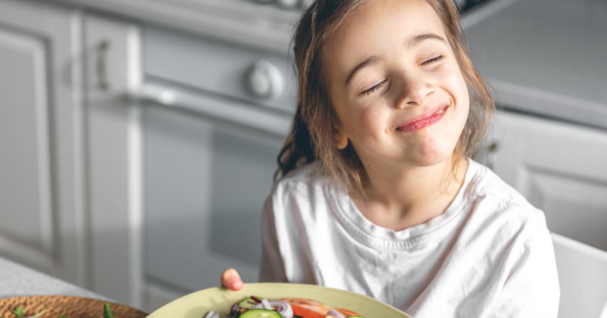 في اليوم العالمي للسعادة: أطعمة تحفز هرمونات السعادة