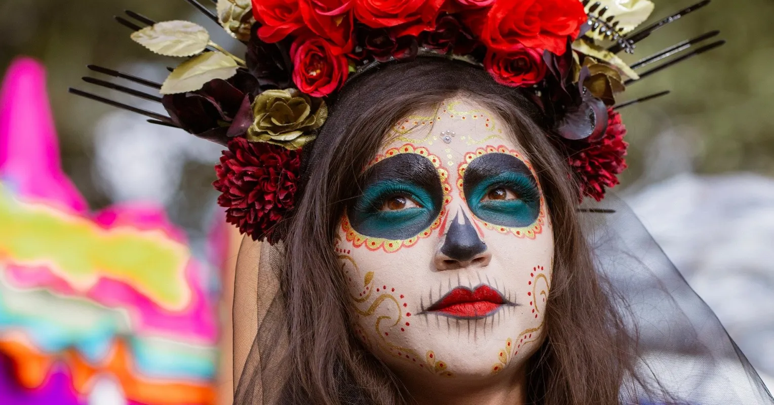 من ستكون إذا لم يكن هناك أحد يراقبك؟