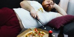 هل يساعد النوم في خسارة الوزن؟ | اكتشف الحقيقة العلمية