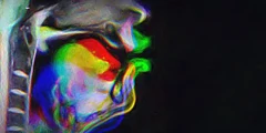 كيف يؤثر الدماغ على تعلم الكلام بشكل غير متوقع