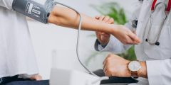 عادات ترفع ضغط الدم بصمت: تعرف عليها الآن