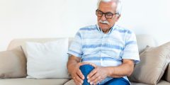 تأثير التهاب المفاصل الروماتويدي على الاكتئاب: علاقة متبادلة