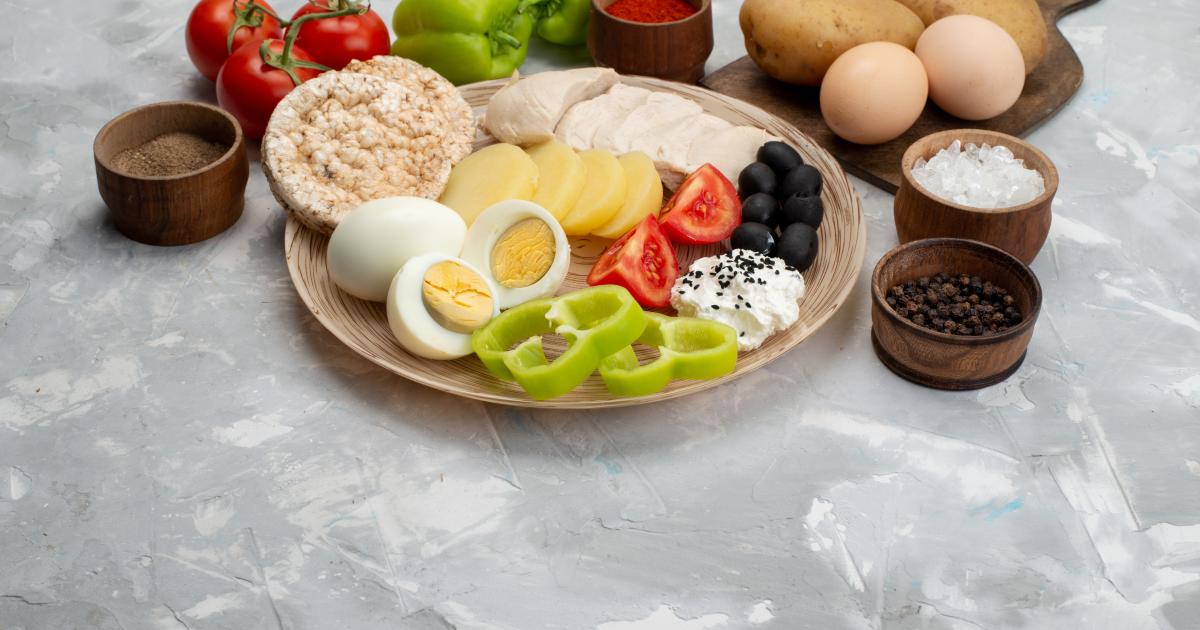 ما هي الأطعمة التي تحتوي على 30 غرامًا من البروتين ؟