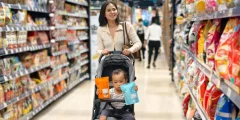4 من كل 5 أطعمة للأطفال الصغار تتم معالجتها بشكل فائق