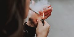 أسباب رغبة الناس في التدخين وصعوبة الإقلاع عنه